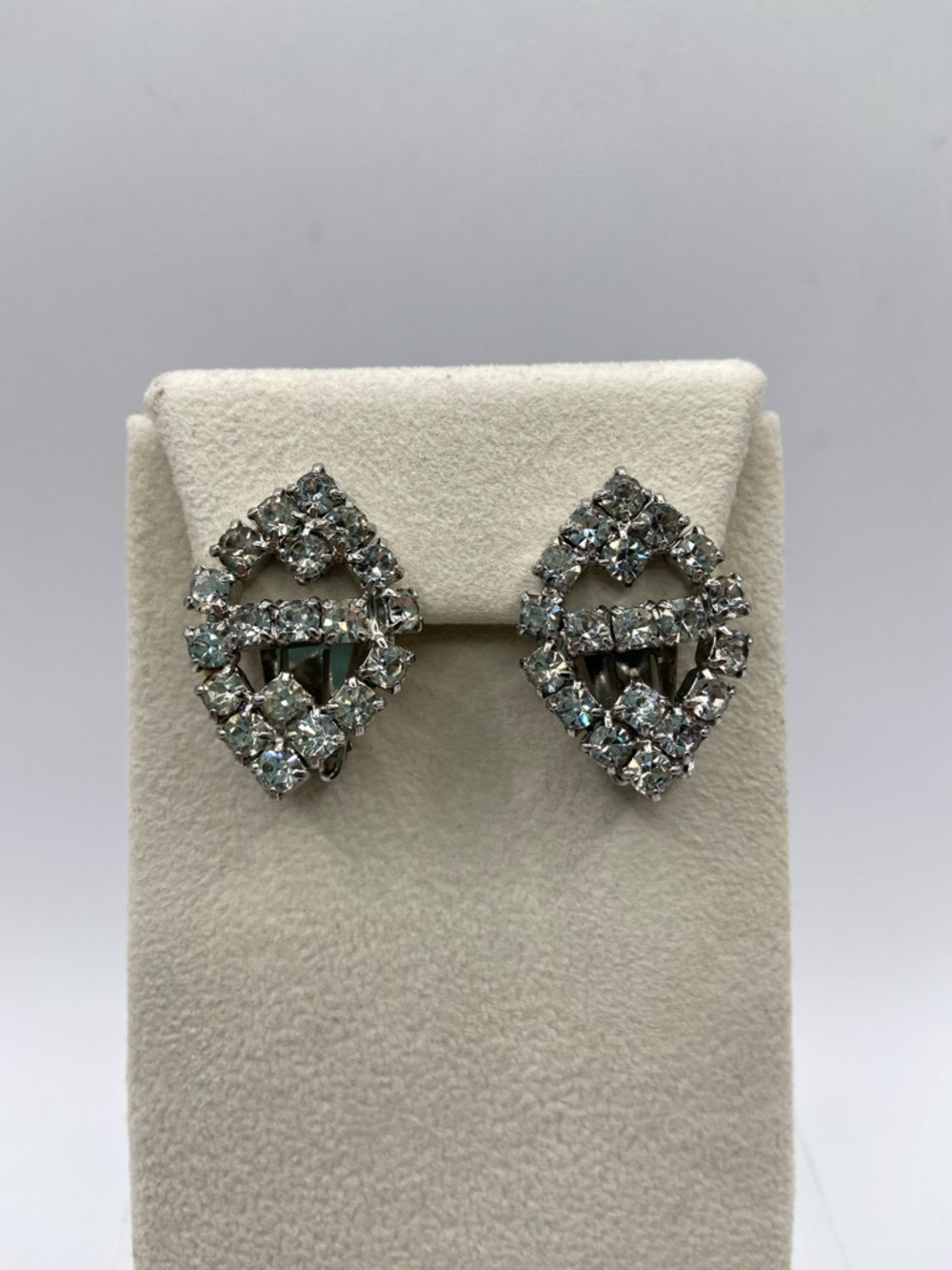 Vintage Silver Tone Clear Rhinestone Clip On Earrings Art Deco